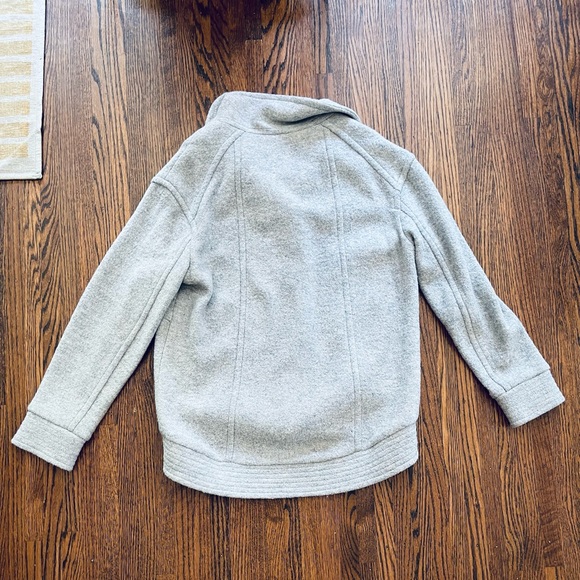 ❤️ HOST PICK ❤️ Banana Republic coat - Picture 2 of 4